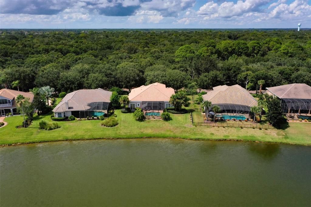 En Venta: $1,185,000 (4 camas, 3 baños, 2946 Pies cuadrados)