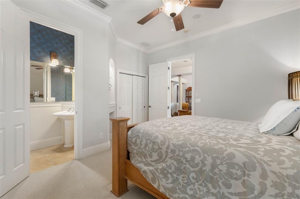 En Venta: $1,185,000 (4 camas, 3 baños, 2946 Pies cuadrados)