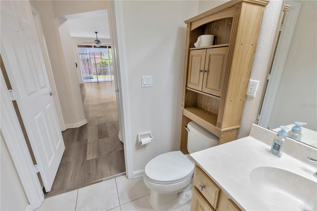 待售: $250,000 (2 贝兹, 2 浴室, 1414 平方英尺)