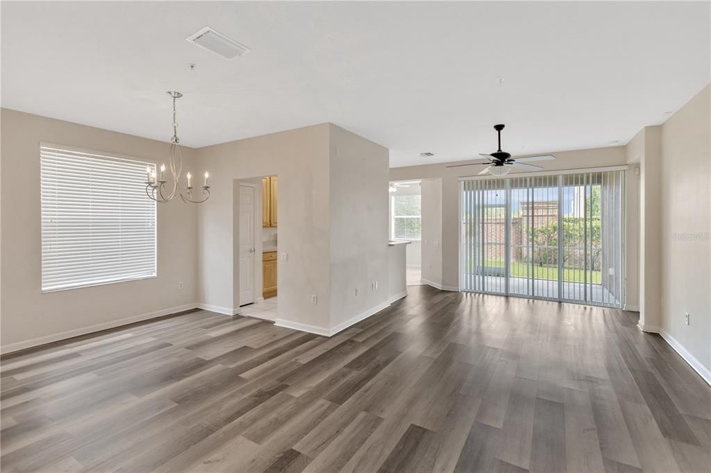 待售: $250,000 (2 贝兹, 2 浴室, 1414 平方英尺)