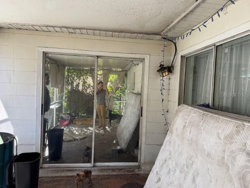 Activo con contrato: $150,000 (4 camas, 2 baños, 1730 Pies cuadrados)