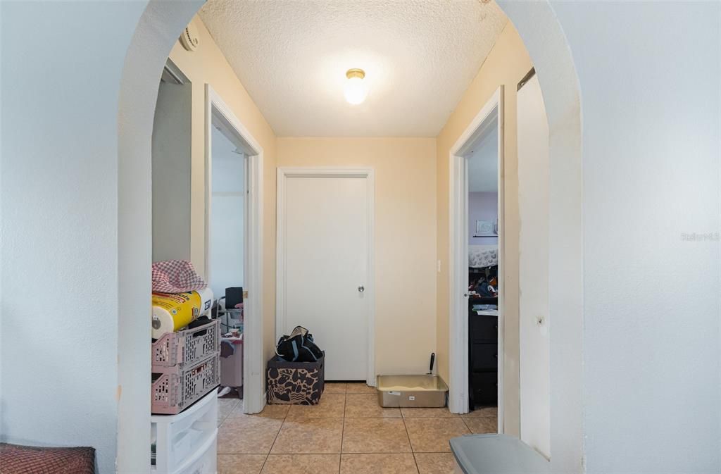 待售: $240,000 (3 贝兹, 2 浴室, 1889 平方英尺)