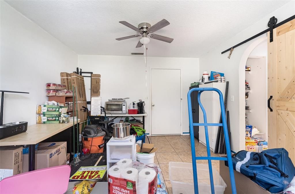 待售: $240,000 (3 贝兹, 2 浴室, 1889 平方英尺)