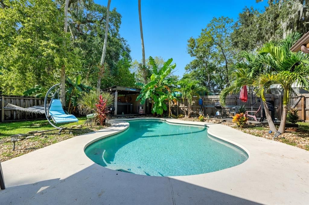 For Sale: $399,000 (4 beds, 2 baths, 1957 Square Feet)