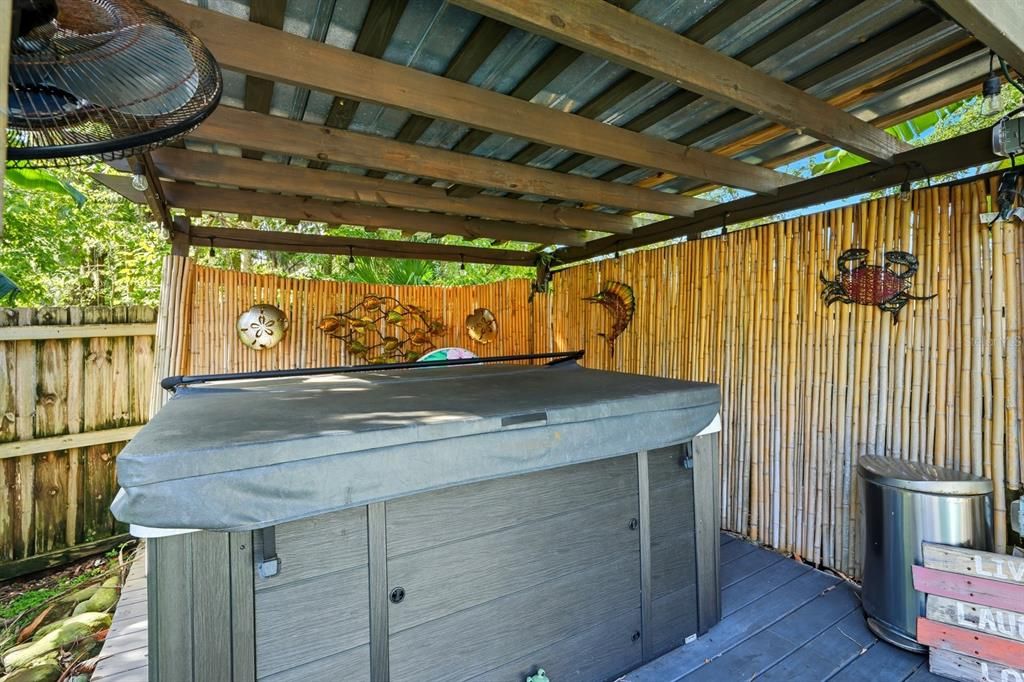 For Sale: $399,000 (4 beds, 2 baths, 1957 Square Feet)