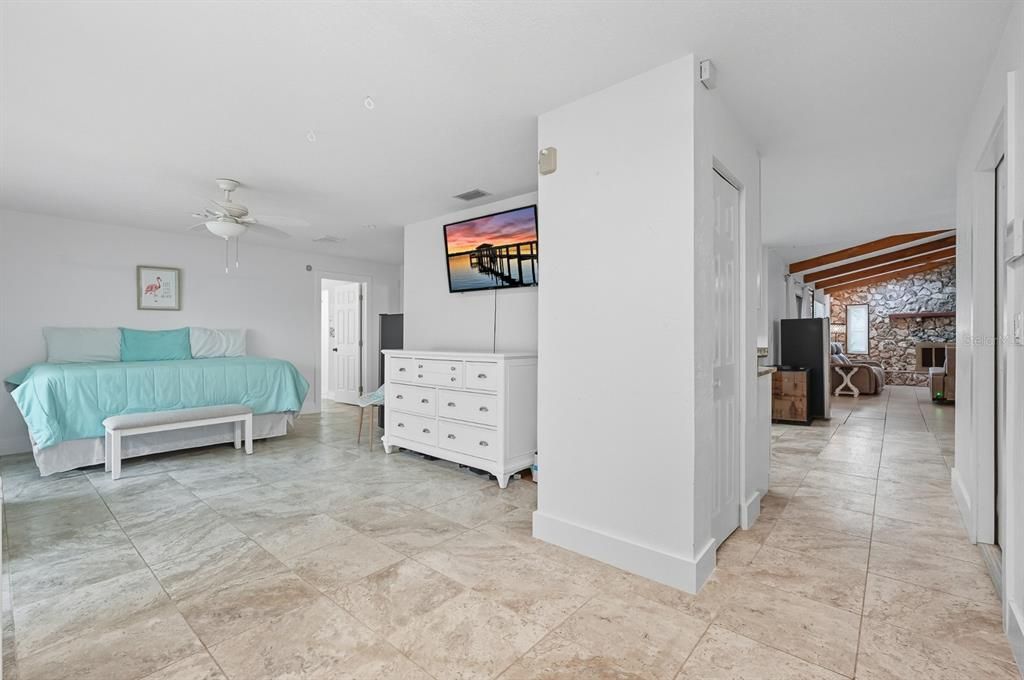 For Sale: $399,000 (4 beds, 2 baths, 1957 Square Feet)