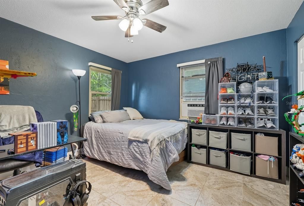 For Sale: $399,000 (4 beds, 2 baths, 1957 Square Feet)