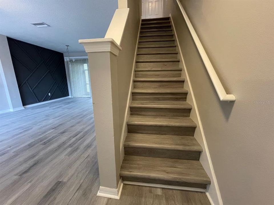 For Rent: $1,595 (2 beds, 1 baths, 1140 Square Feet)