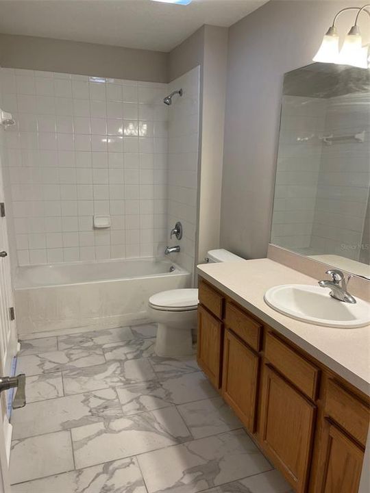 For Rent: $1,595 (2 beds, 1 baths, 1140 Square Feet)