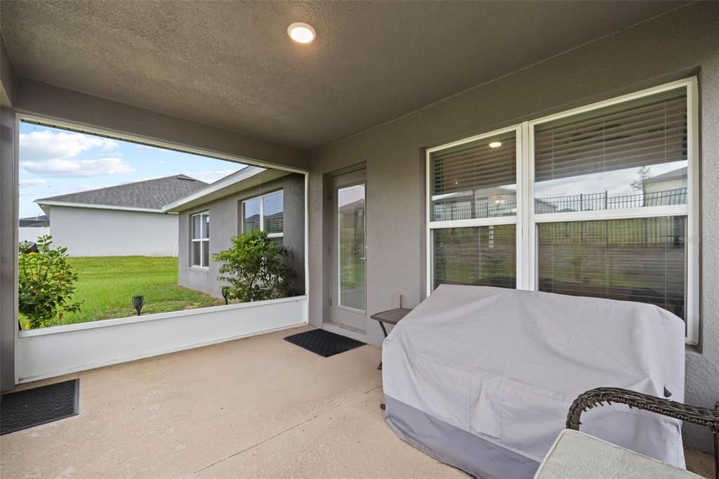 На продажу: $305,500 (4 спален, 2 ванн, 1754 Квадратных фут)