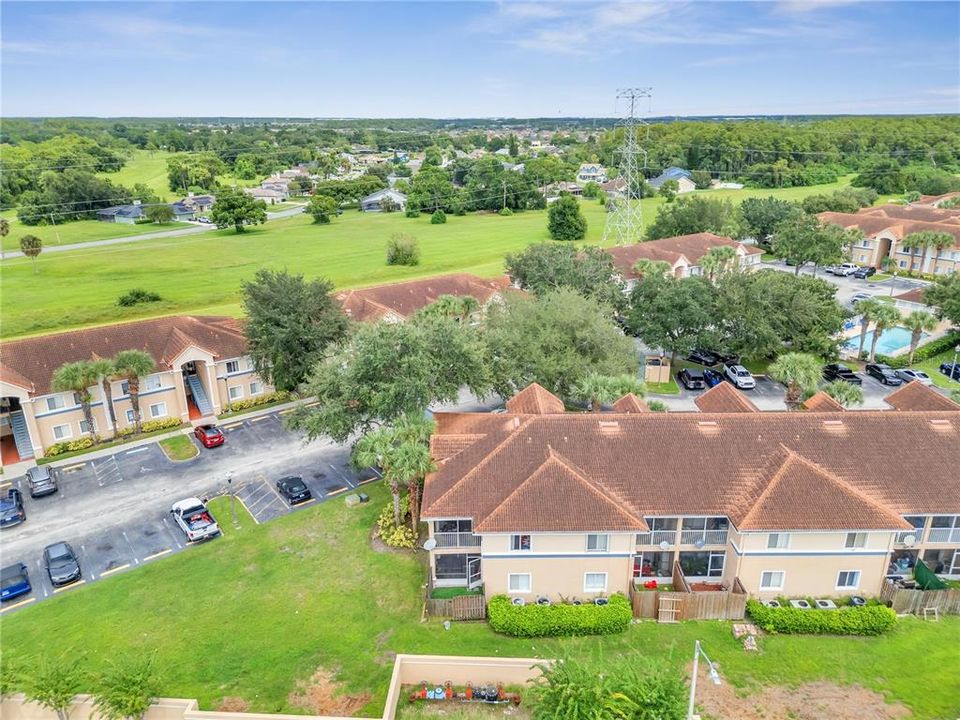 На продажу: $230,000 (3 спален, 2 ванн, 1200 Квадратных фут)