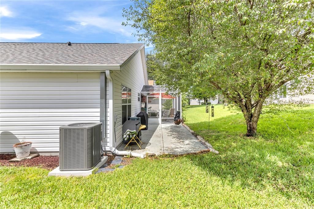 Под контрактом: $271,900 (2 спален, 2 ванн, 1843 Квадратных фут)