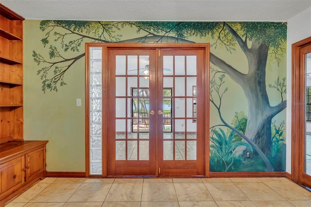 На продажу: $750,000 (7 спален, 4 ванн, 5000 Квадратных фут)