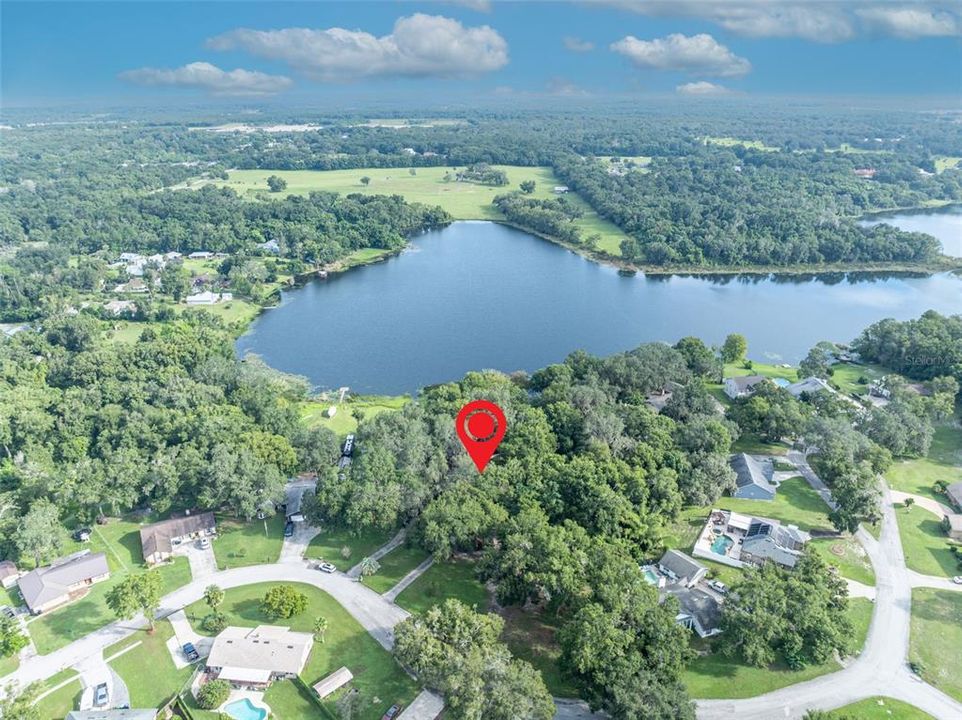 На продажу: $750,000 (7 спален, 4 ванн, 5000 Квадратных фут)