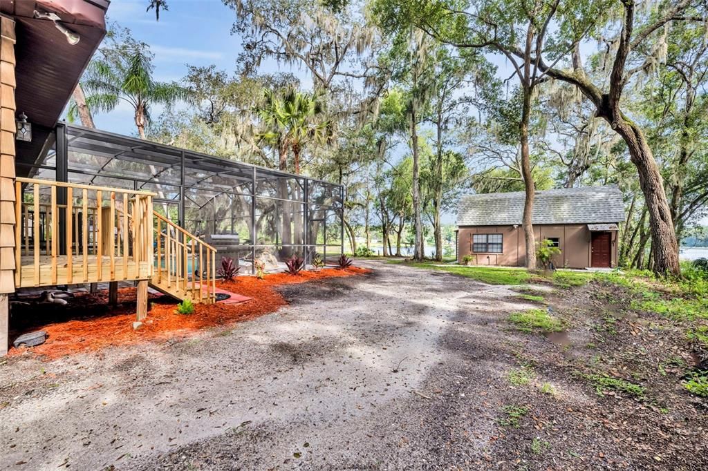 На продажу: $750,000 (7 спален, 4 ванн, 5000 Квадратных фут)