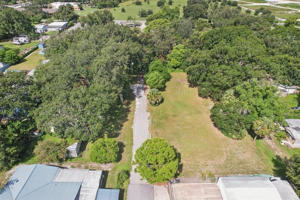 待售: $260,000 (0.73 acres)