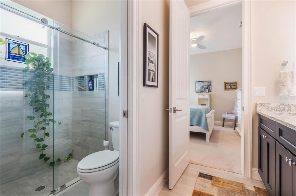 待售: $695,000 (3 贝兹, 2 浴室, 2712 平方英尺)