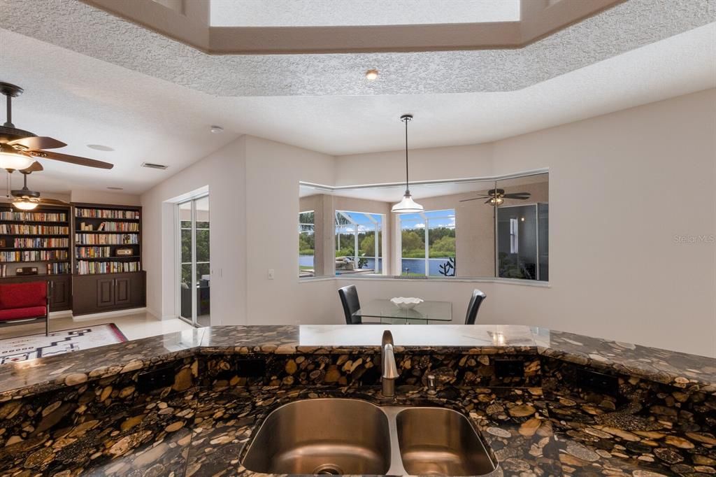 For Sale: $1,150,000 (4 beds, 4 baths, 2941 Square Feet)