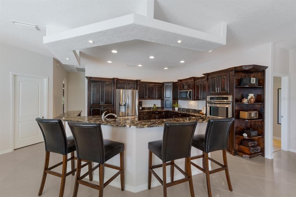 For Sale: $1,150,000 (4 beds, 4 baths, 2941 Square Feet)