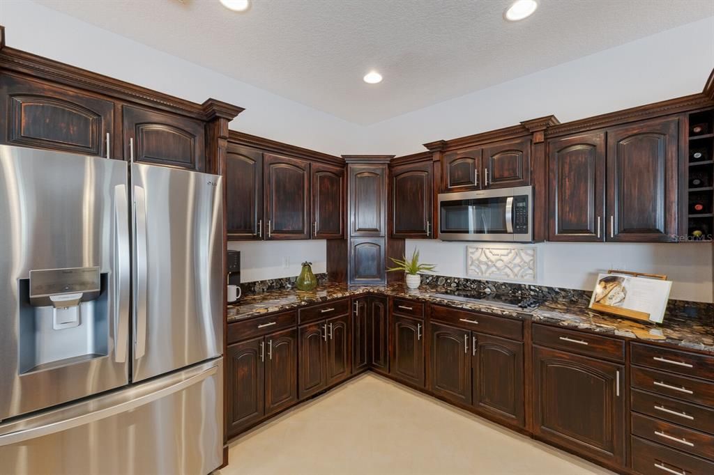 For Sale: $1,150,000 (4 beds, 4 baths, 2941 Square Feet)