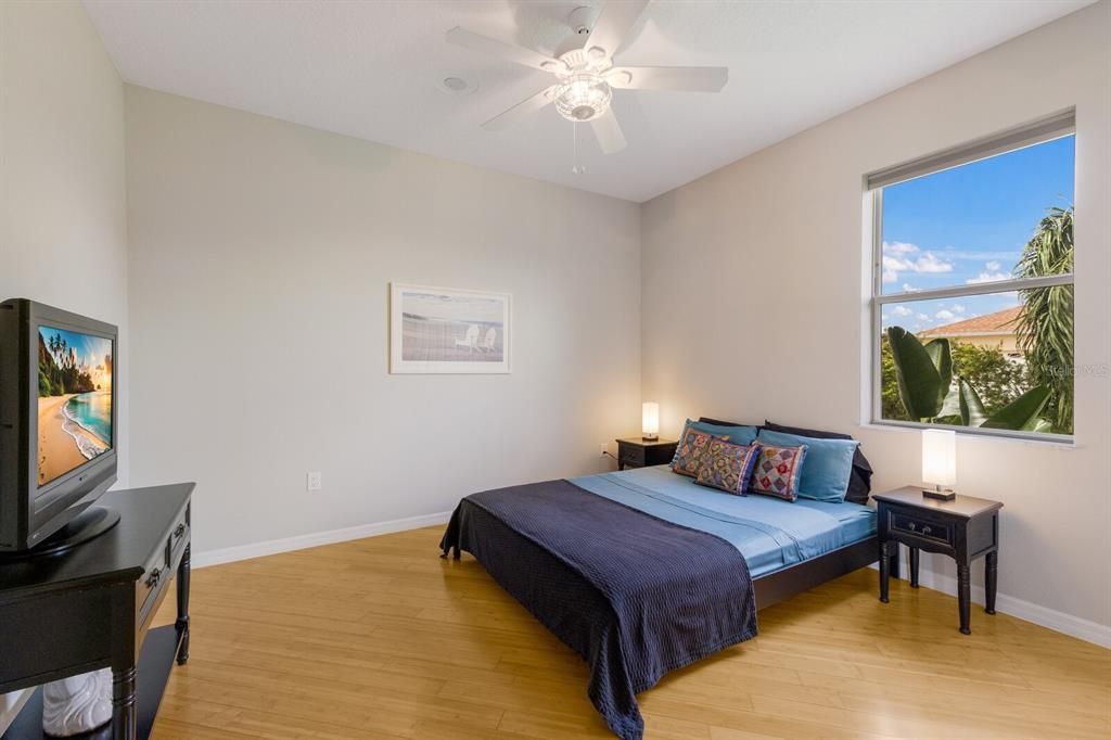 For Sale: $1,150,000 (4 beds, 4 baths, 2941 Square Feet)