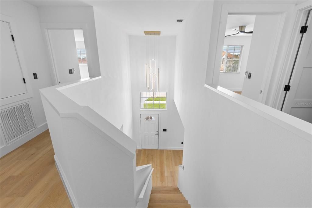 Под контрактом: $599,000 (6 спален, 3 ванн, 3174 Квадратных фут)