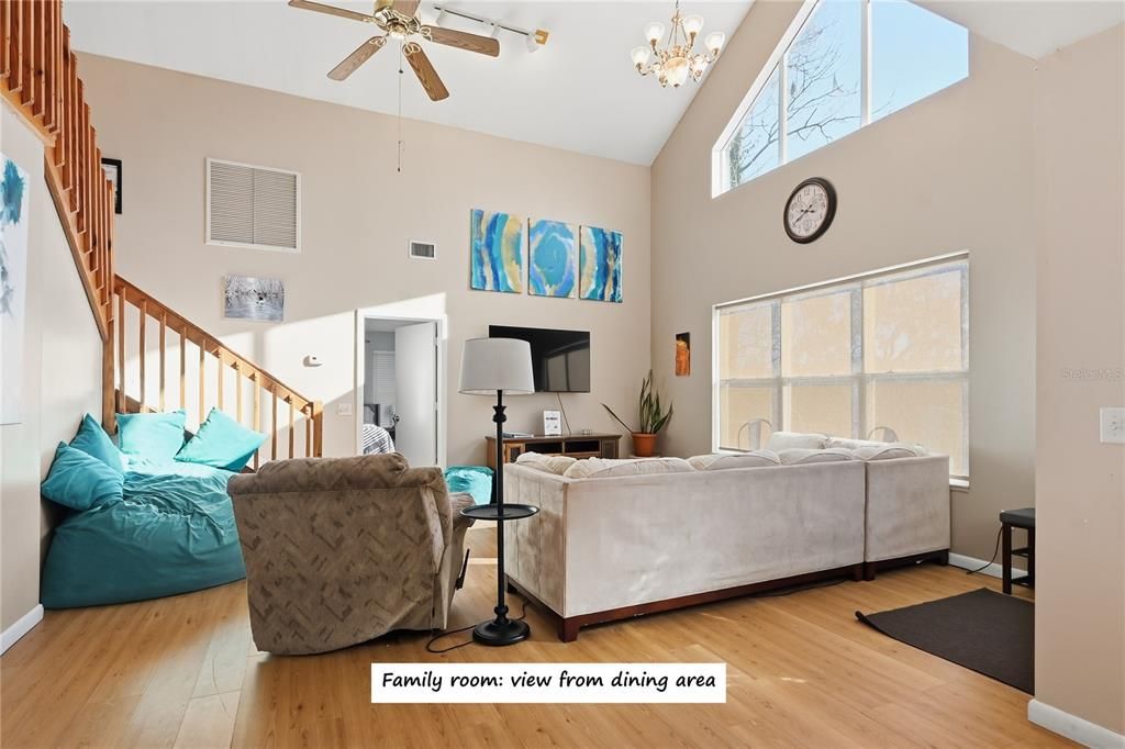 На продажу: $795,000 (3 спален, 2 ванн, 1800 Квадратных фут)