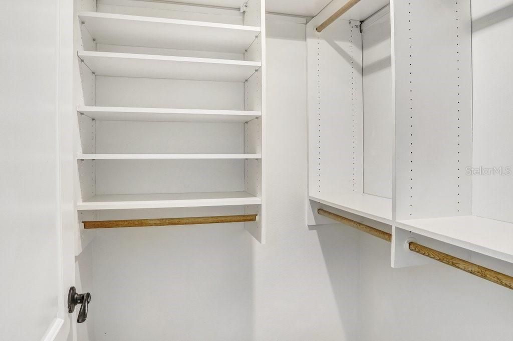 Active With Contract: $3,300 (3 beds, 2 baths, 1558 Square Feet)