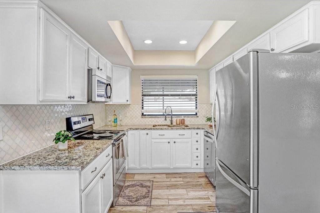 Active With Contract: $3,300 (3 beds, 2 baths, 1558 Square Feet)