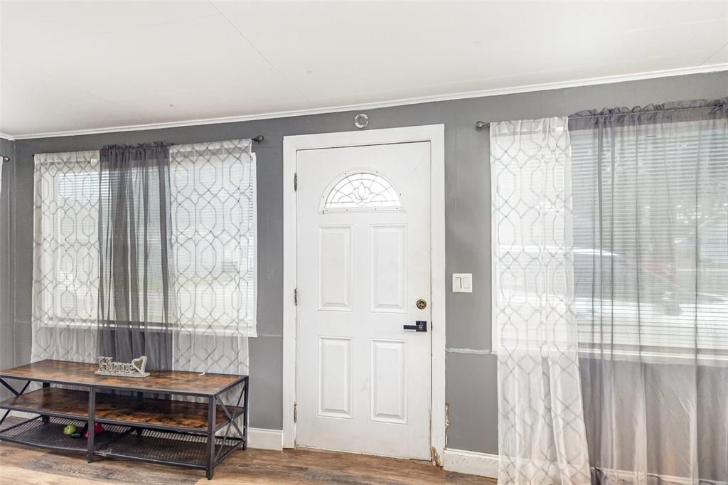 En Venta: $275,000 (3 camas, 2 baños, 1585 Pies cuadrados)