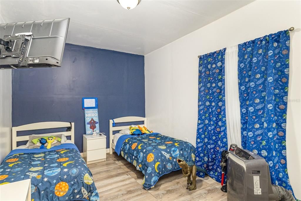 En Venta: $275,000 (3 camas, 2 baños, 1585 Pies cuadrados)