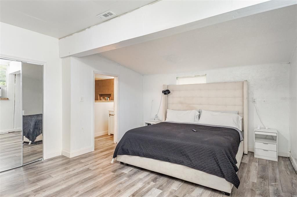 En Venta: $275,000 (3 camas, 2 baños, 1585 Pies cuadrados)