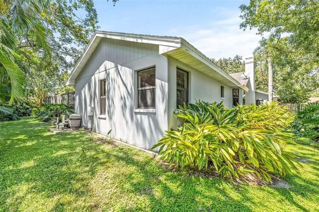 En Venta: $1,099,000 (5 camas, 3 baños, 4062 Pies cuadrados)