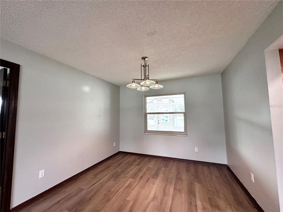 出租: $2,299 (3 贝兹, 2 浴室, 1765 平方英尺)