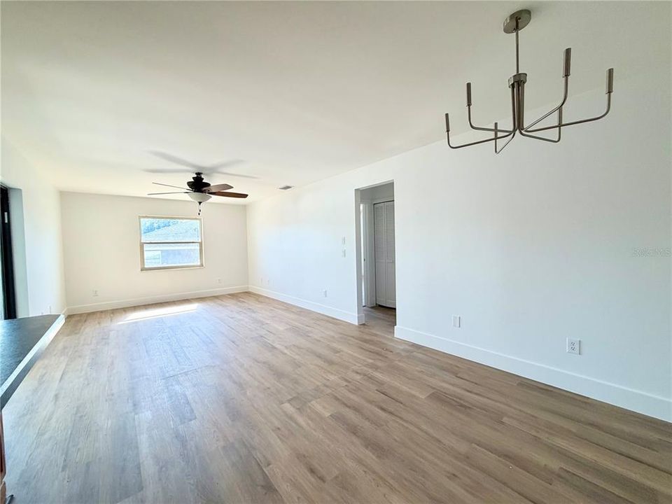 出租: $2,299 (3 贝兹, 2 浴室, 1765 平方英尺)