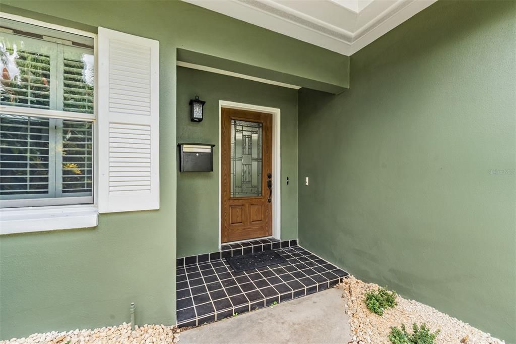 Под контрактом: $450,000 (3 спален, 2 ванн, 2258 Квадратных фут)