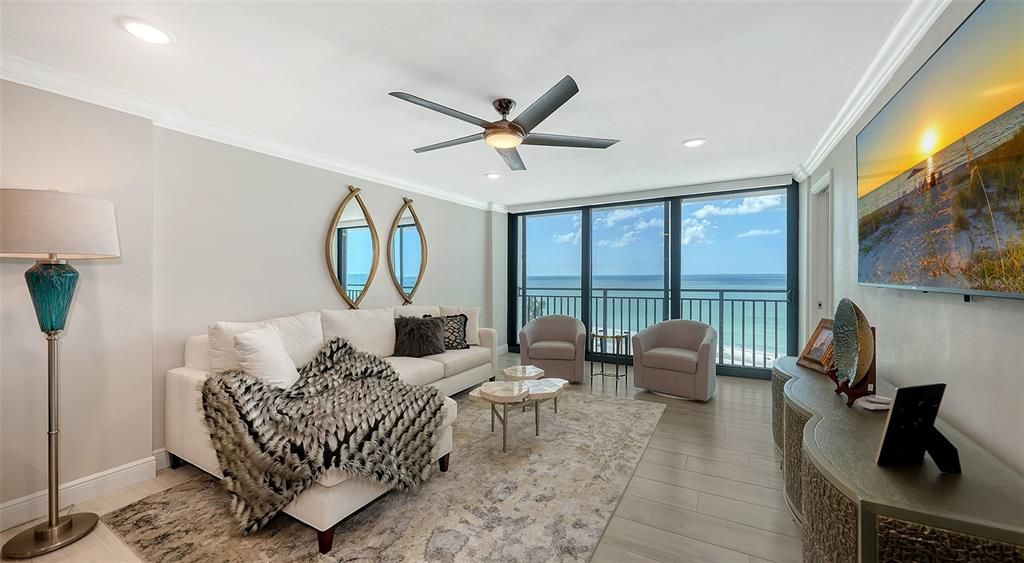 Active With Contract: $1,399,000 (2 beds, 2 baths, 1282 Square Feet)