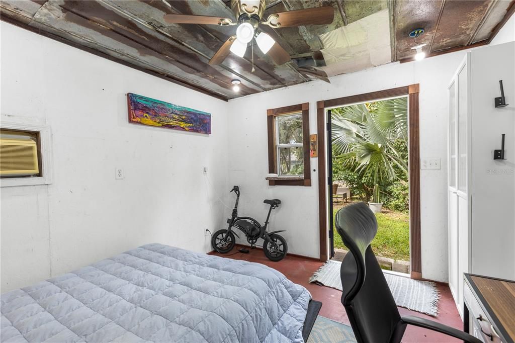 合同活跃: $480,000 (1 贝兹, 1 浴室, 880 平方英尺)