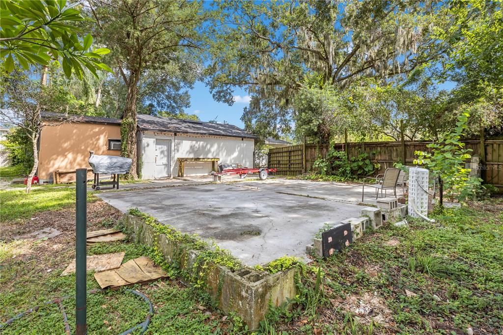 合同活跃: $480,000 (1 贝兹, 1 浴室, 880 平方英尺)