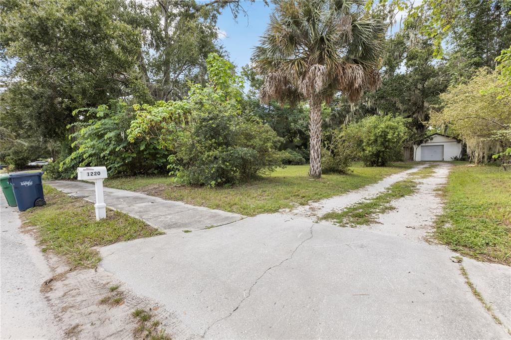 合同活跃: $480,000 (1 贝兹, 1 浴室, 880 平方英尺)