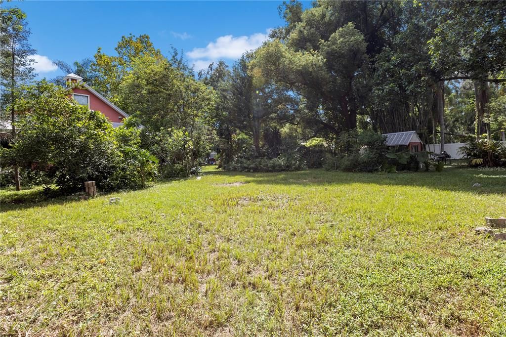 合同活跃: $480,000 (1 贝兹, 1 浴室, 880 平方英尺)