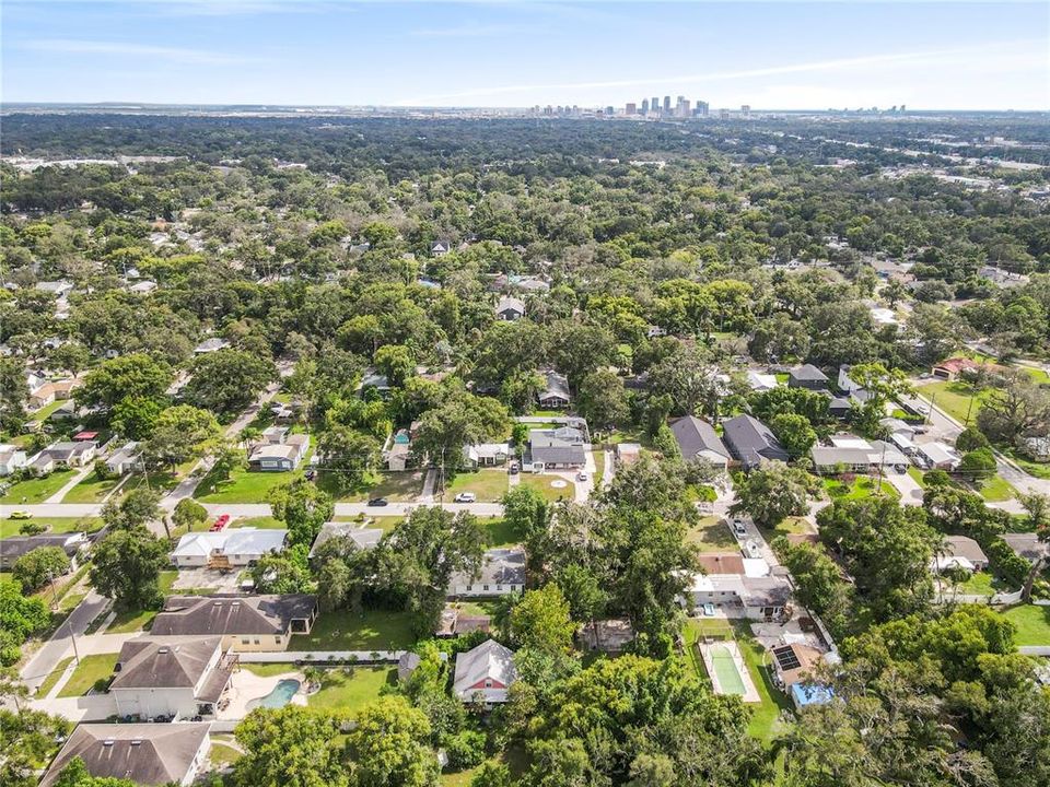 合同活跃: $480,000 (1 贝兹, 1 浴室, 880 平方英尺)