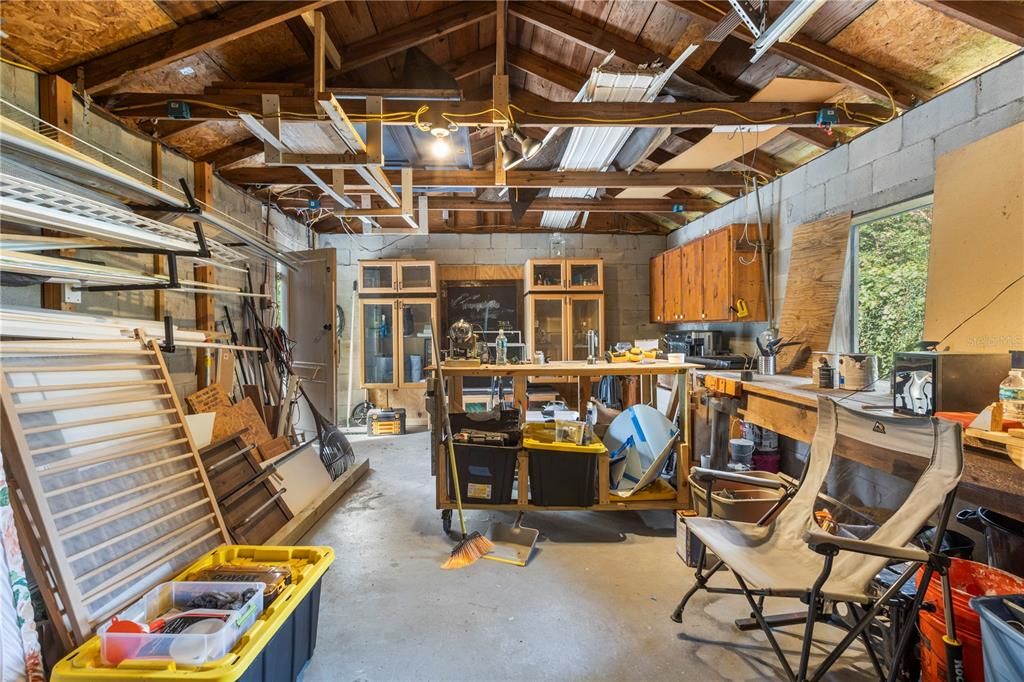 合同活跃: $480,000 (1 贝兹, 1 浴室, 880 平方英尺)