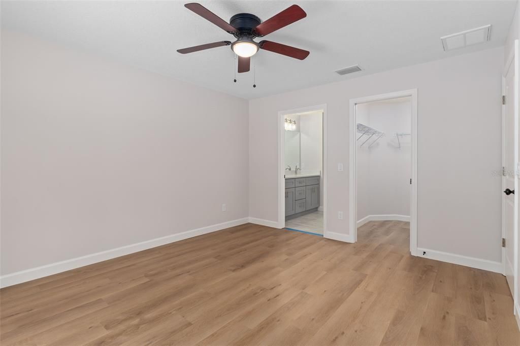 For Sale: $274,900 (3 beds, 2 baths, 1462 Square Feet)