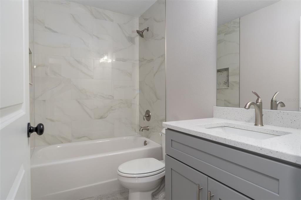 For Sale: $274,900 (3 beds, 2 baths, 1462 Square Feet)