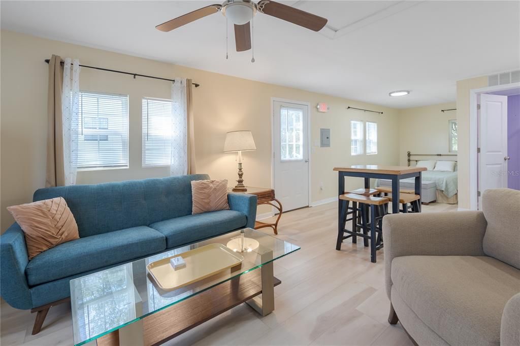 待售: $589,000 (4 贝兹, 3 浴室, 1468 平方英尺)