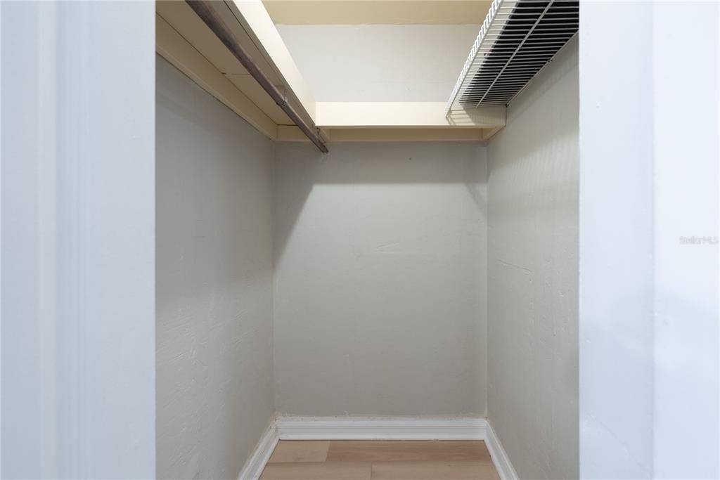 待售: $589,000 (4 贝兹, 3 浴室, 1468 平方英尺)