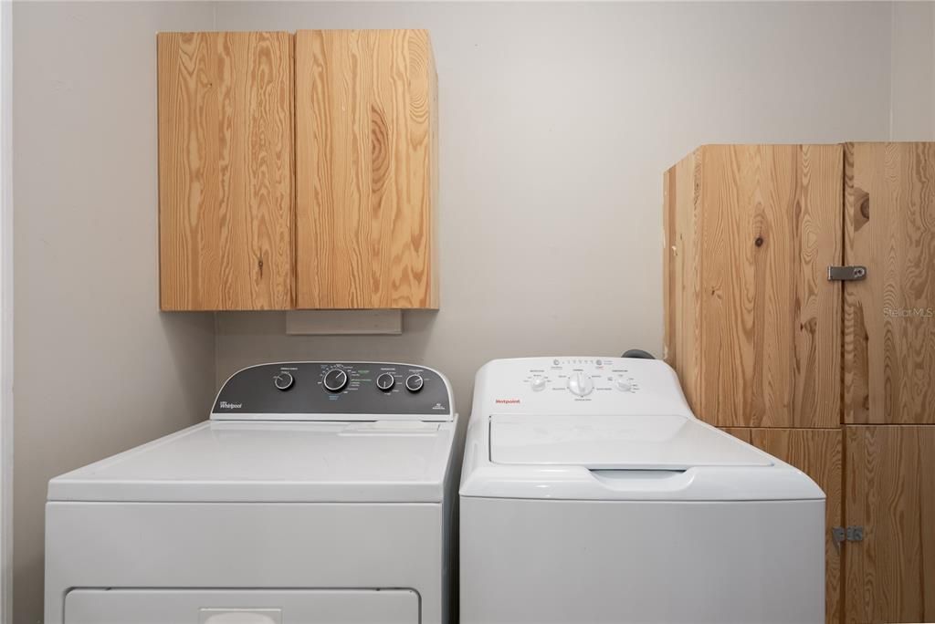 待售: $589,000 (4 贝兹, 3 浴室, 1468 平方英尺)