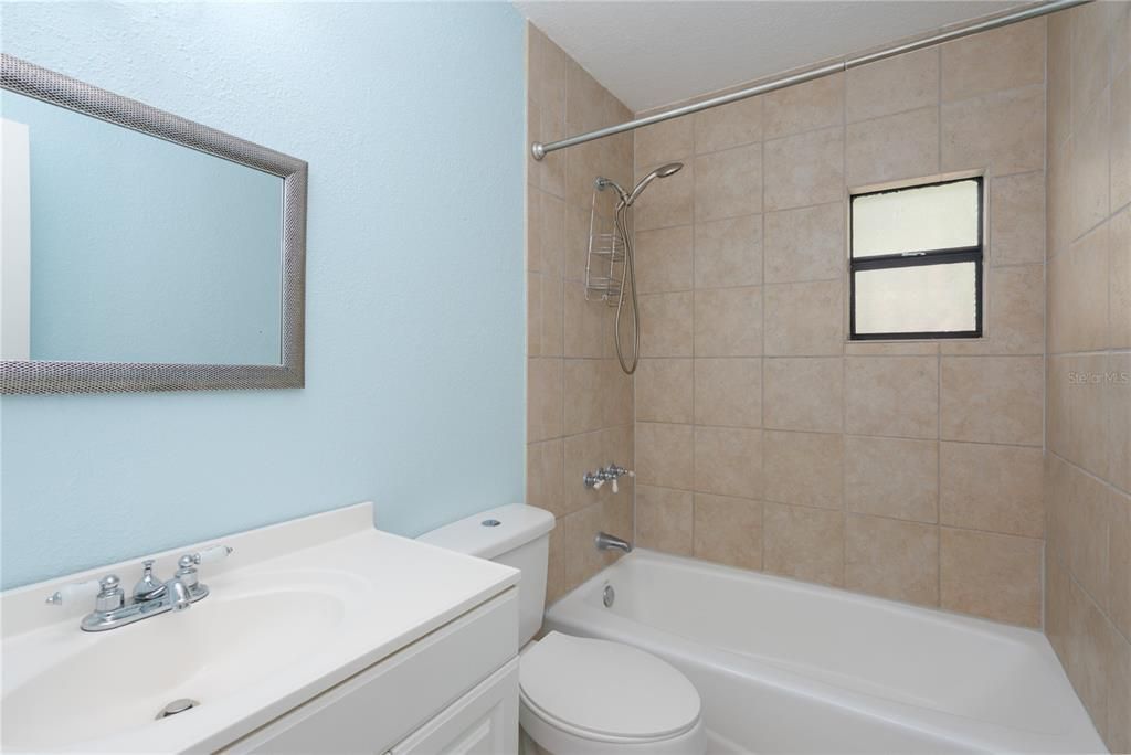 待售: $589,000 (4 贝兹, 3 浴室, 1468 平方英尺)