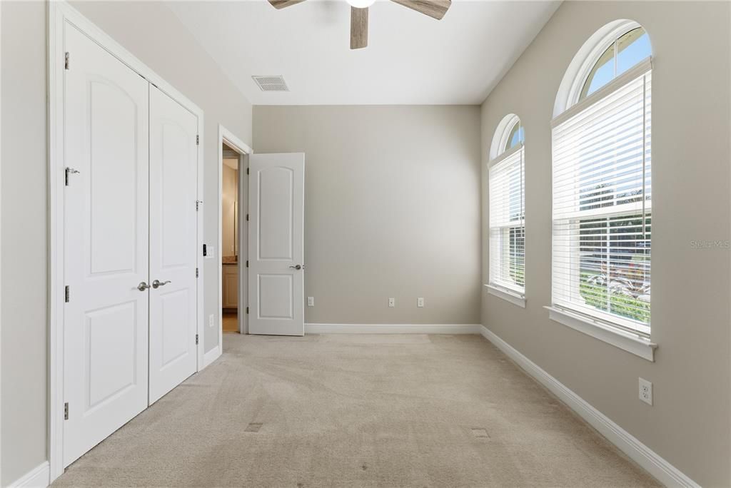 For Sale: $670,000 (4 beds, 3 baths, 3527 Square Feet)